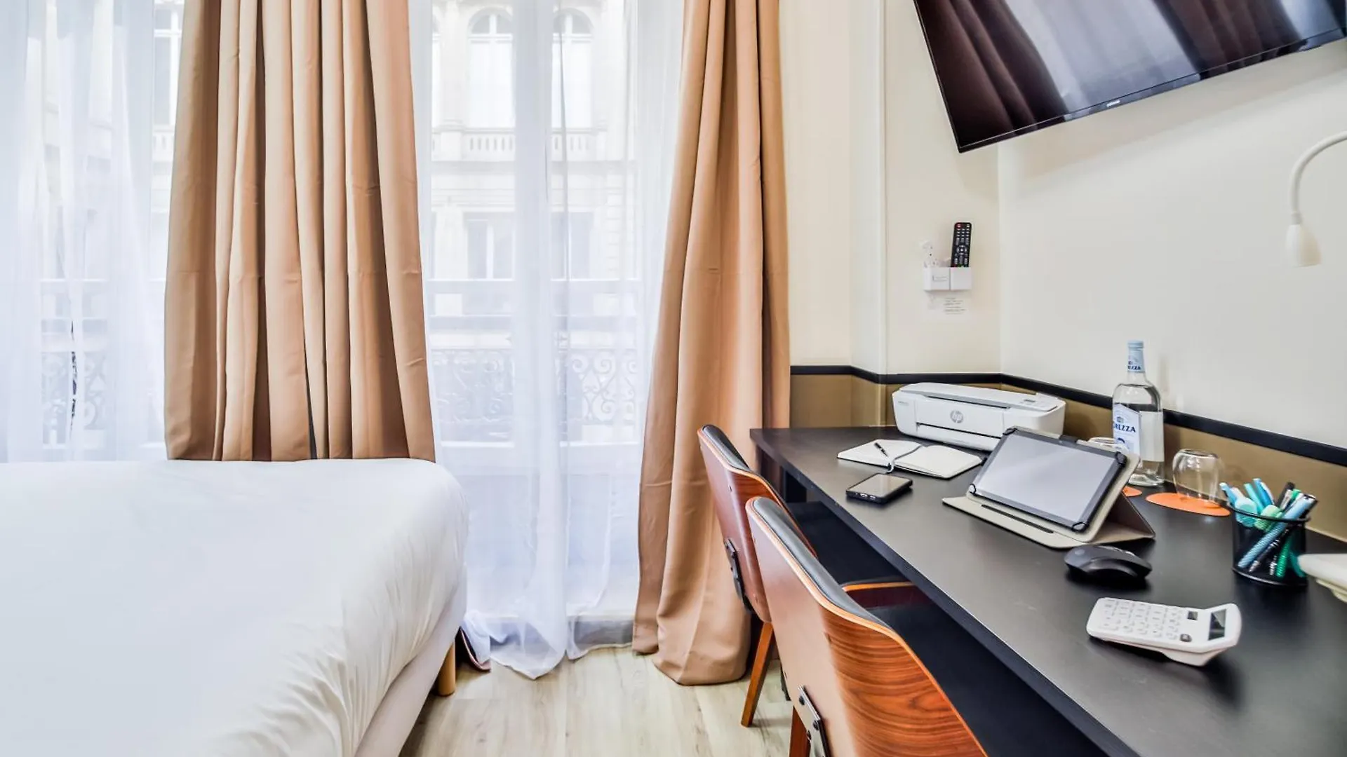 Ws Louvre - Saint-Florentin Paris 0*,